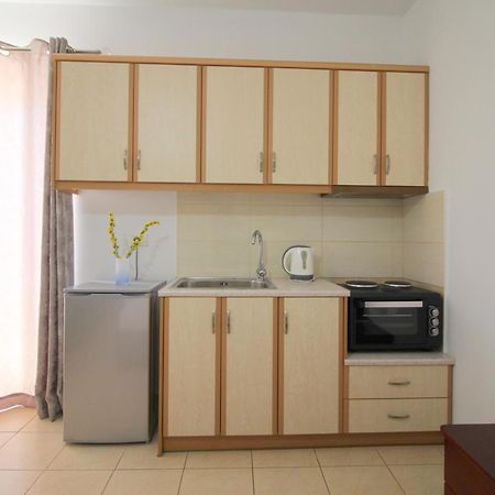 Afrimi Relax Apartments Sarandë エクステリア 写真
