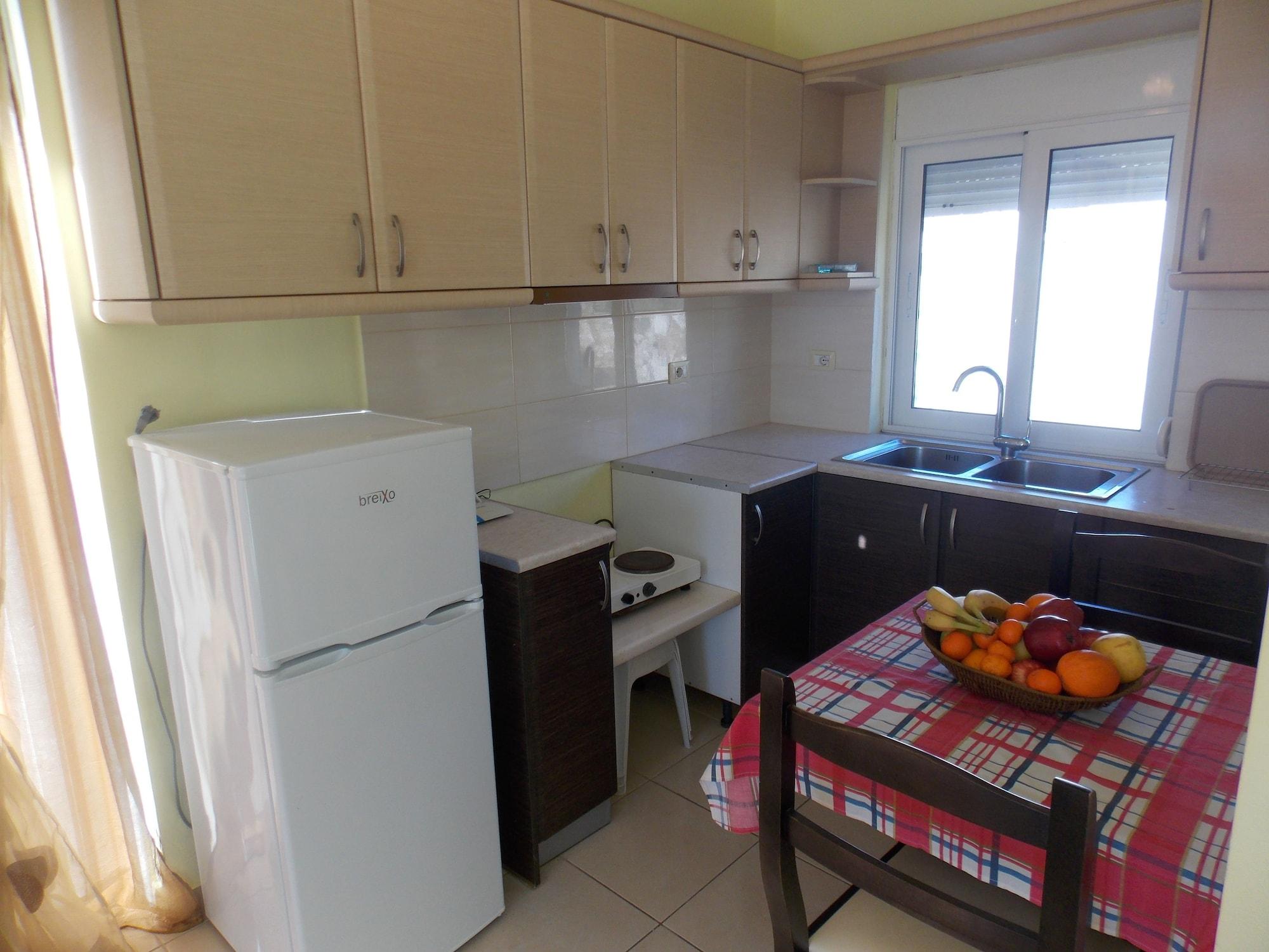 Afrimi Relax Apartments Sarandë エクステリア 写真